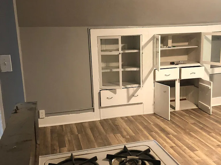 13 Thenius St #3 — Photo 6