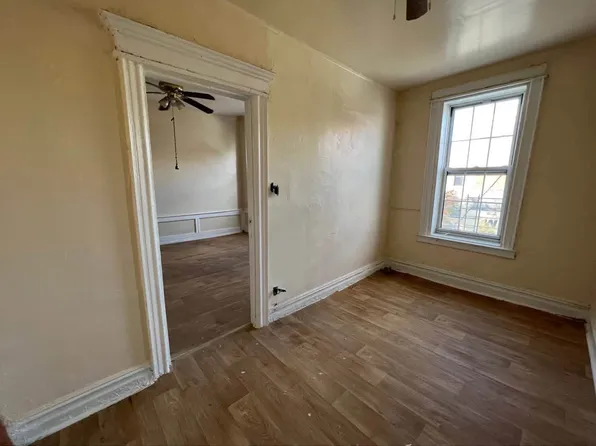 1624 Pitkin Avenue image 13 of 16