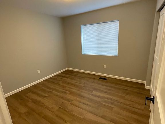 4th image of 2506 Landmark Dr #2506