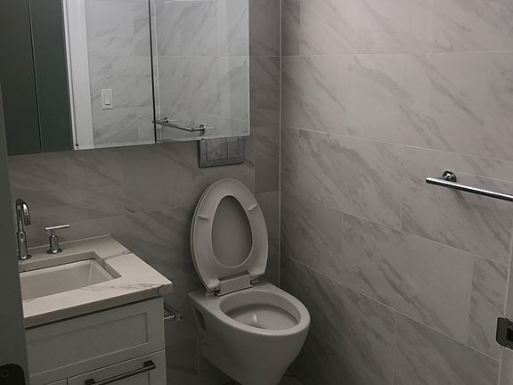 5th image of 305 E 86th St #1UE