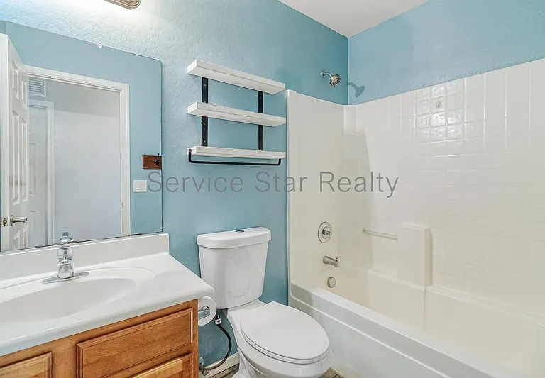 4601 N 123rd Dr — Photo 8