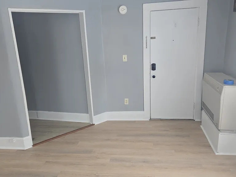 17-19 East St #17D — Photo 2