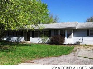 275 Babb Dr, Lebanon, MO 65536