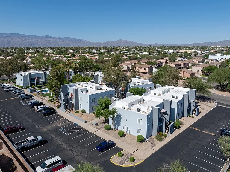 Acacia Hills — Photo 31