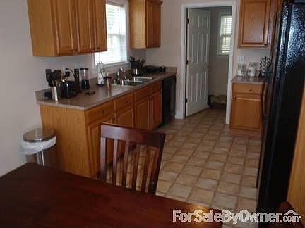 5th image of 1394 Abbey Place Dr