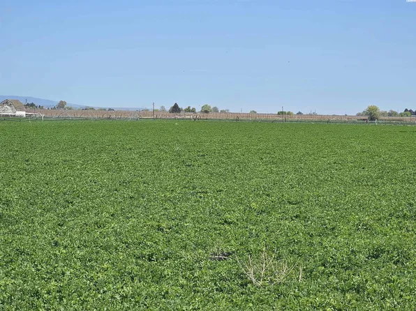 Nka Green Valley Rd, Sunnyside, WA 98944