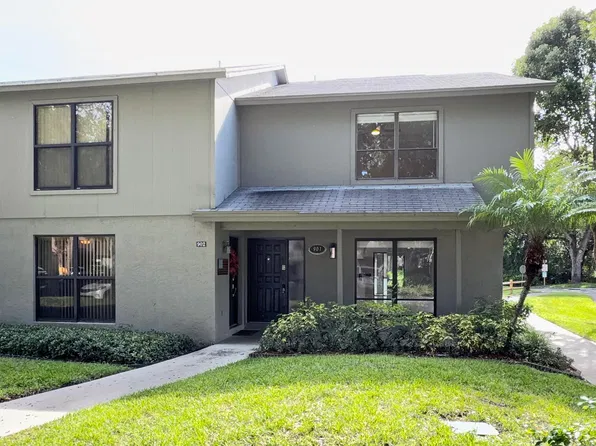 901 Sandtree Drive, Palm Beach Gardens, FL 33403