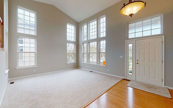 2nd image of 966 S Tremont Ln