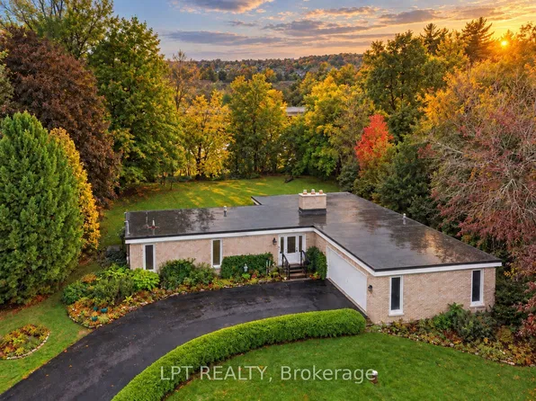 5408 W River Dr, Ottawa, ON K4M 1G5