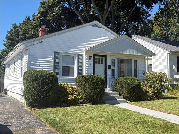 15 Simpson St, North Providence, RI 02911