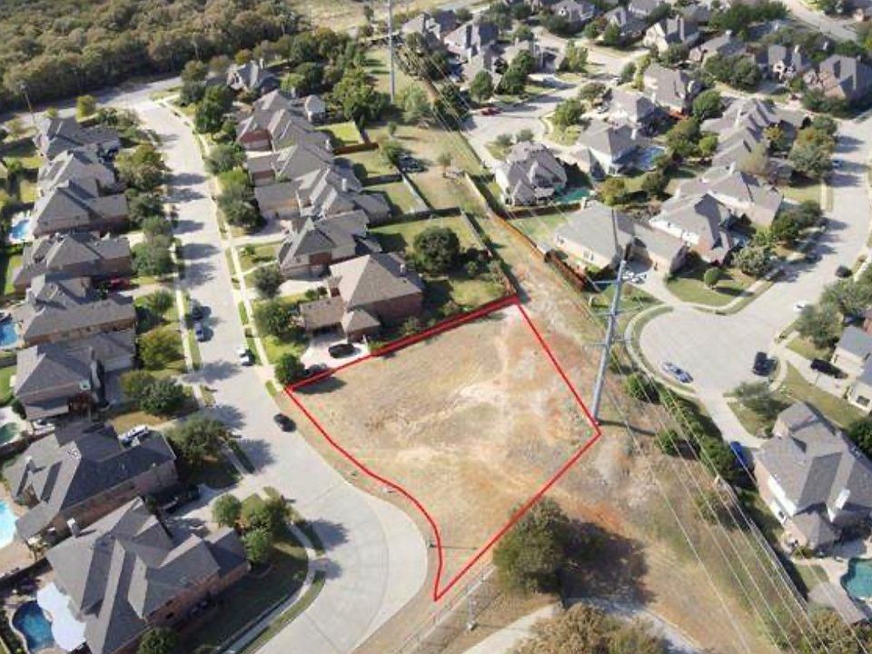 1st image of 229 Flanigan Hill Dr