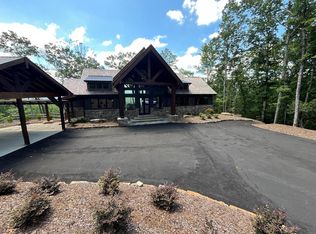899 Dana Rd, Mineral Bluff, GA 30559