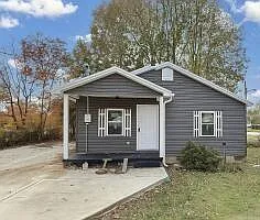 114 Crawford St photo 1