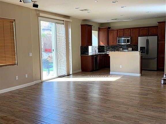 5th image of 9781 Twin Mill St