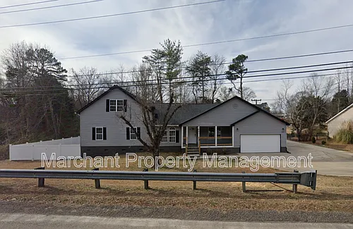 1841 Hudson Rd Photo 1