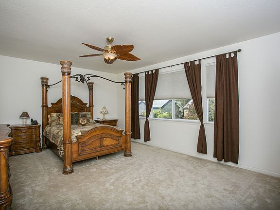 2nd image of 3419 Lake Terrace Dr