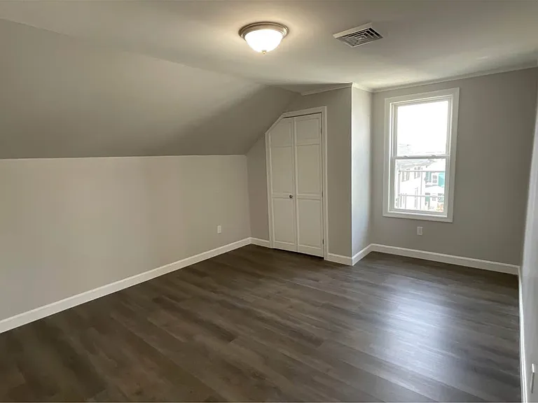 25 Buffinton St #3 — Photo 4