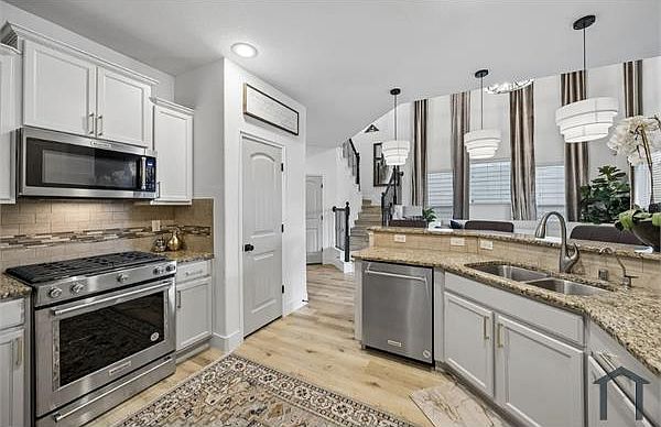 1st image of 9120 Cape Cod Blvd