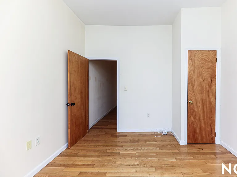 50 Wyckoff Ave #3R — Photo 4