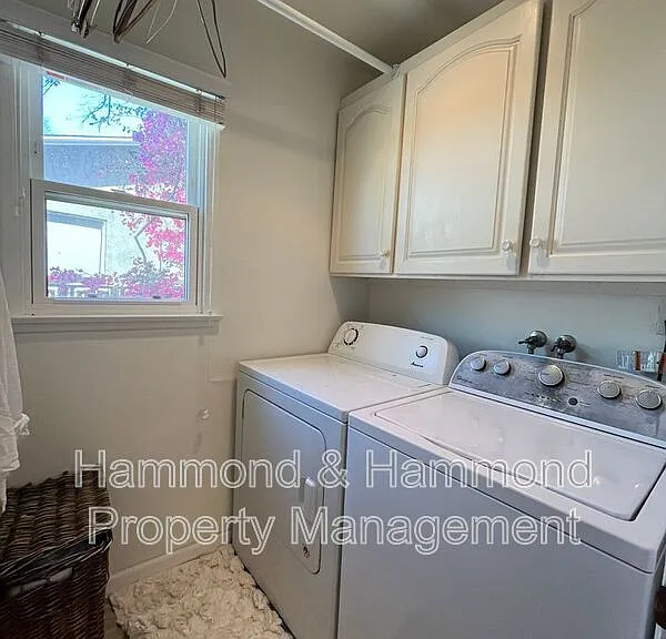 8422 Fable Ave — Photo 21