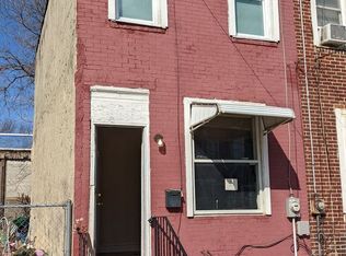 831 Spruce St, Camden, NJ 08103