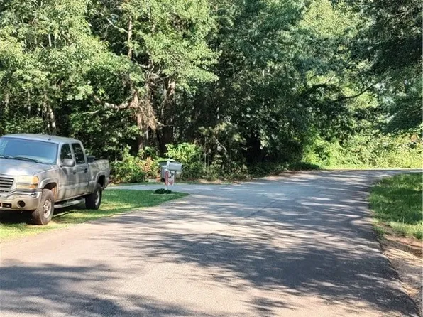 135 Bracken Ct, Liberty, SC 29657