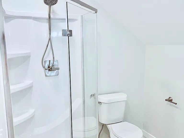 208 Fulton Ave — Photo 16