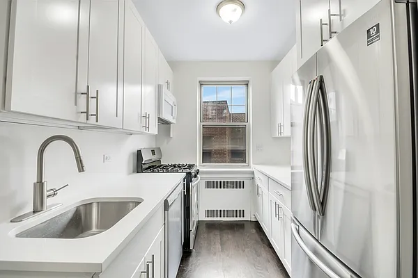 Sold by Corcoran | media 3