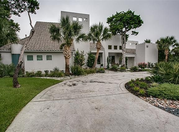 2nd image of 1813 Windmill Hill Ln