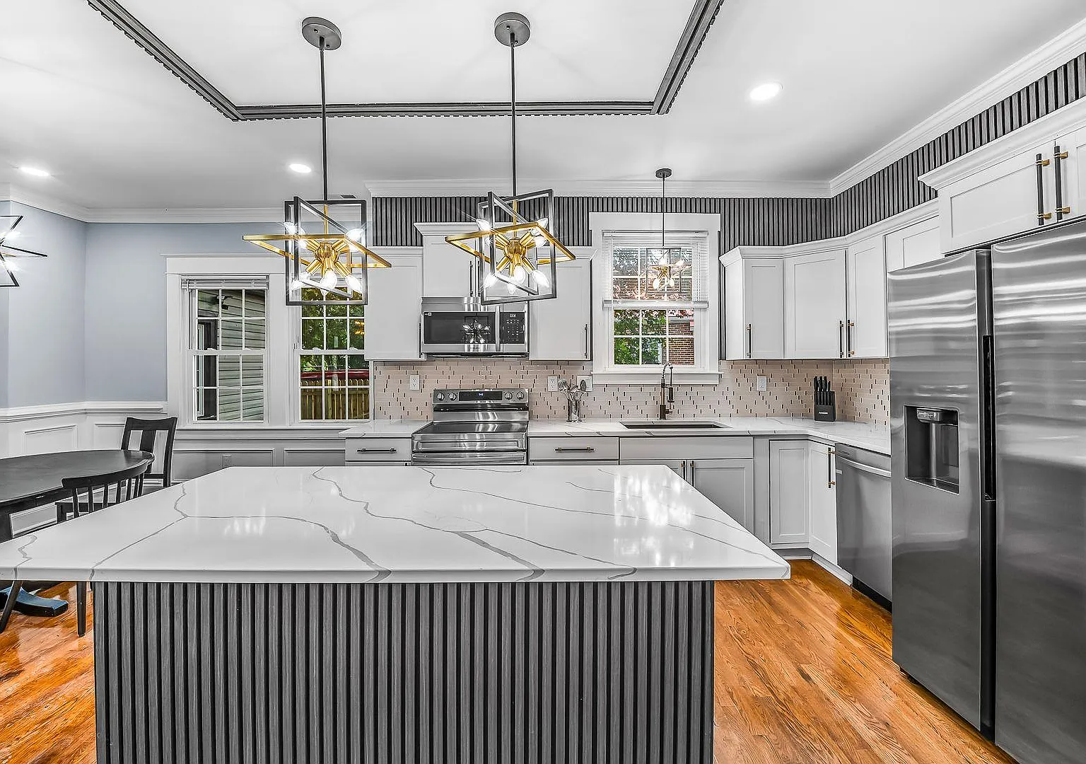 4 bed, 3.0 bath, 2500 sqft, $1,455 — Photo 4