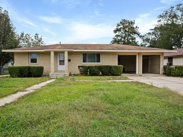 102 3rd Ave, Petal, MS 39465