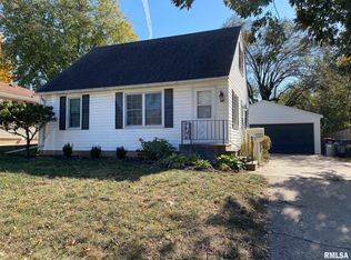 1404 Illinois St, Pekin, IL 61554