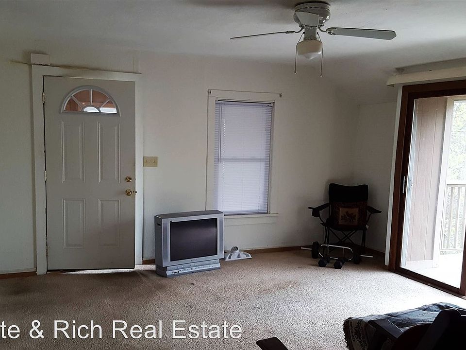 2103 Main Street Rd Spring Grove IL Zillow