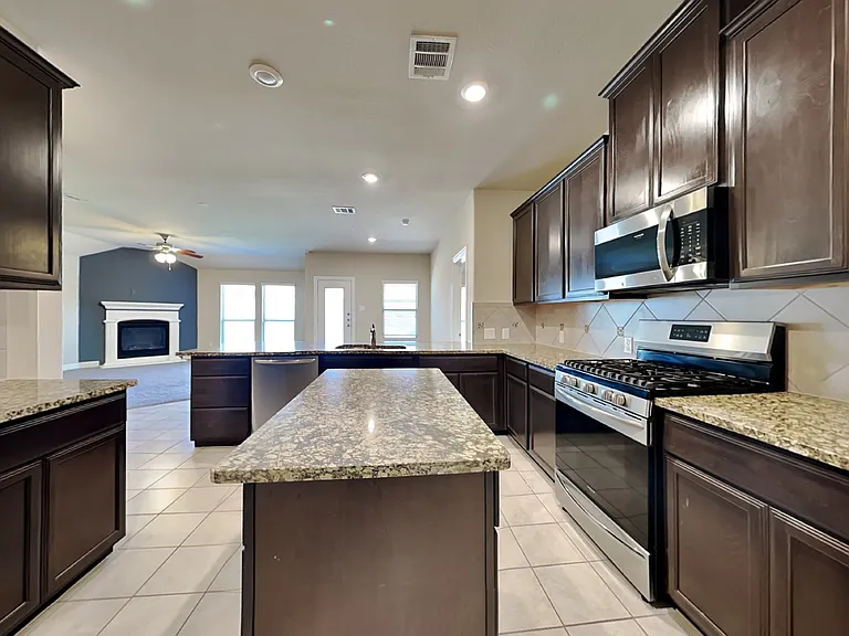 3801 Moorcroft Rd — Photo 6