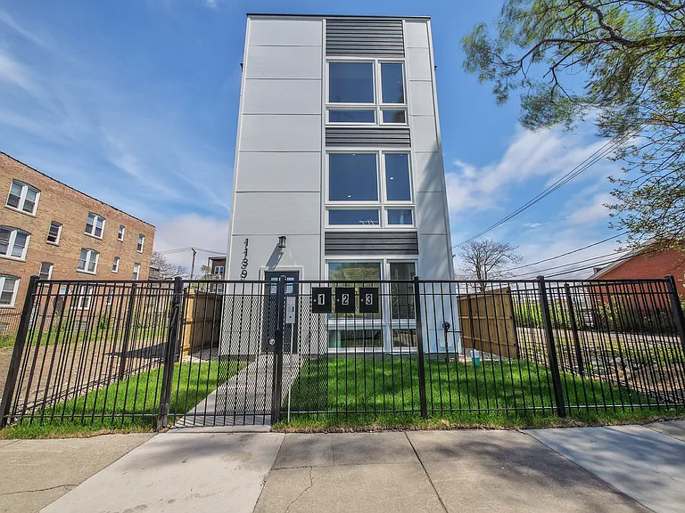 1139 S Mozart St #3 — Photo 1