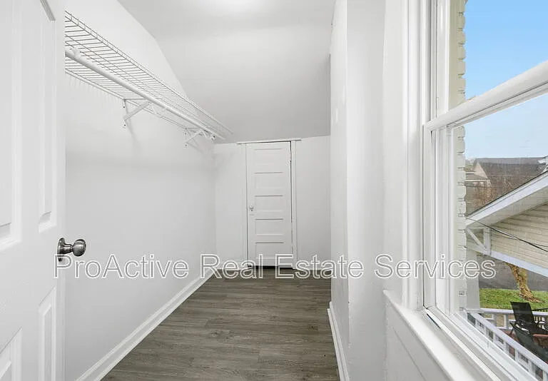 244 W 32nd St #2 — Photo 11