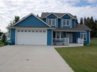 1302 13th St SW, Sidney, MT 59270