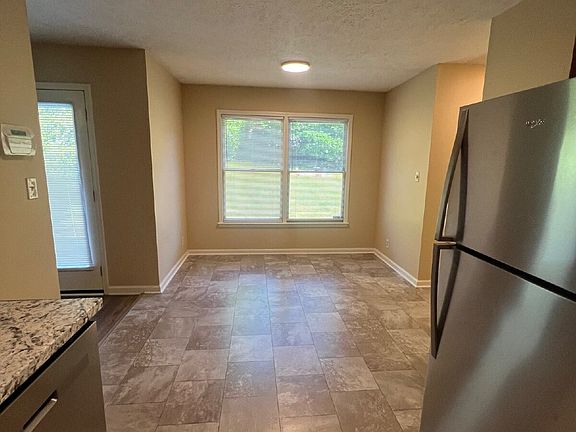 5th image of 3413 Clearwater Dr