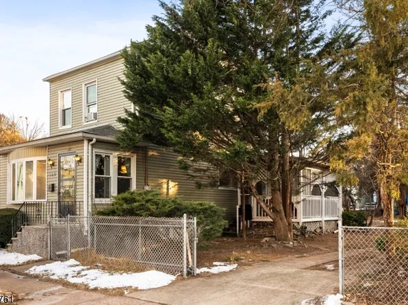 168 Dixon Ave, Paterson City, NJ 07501