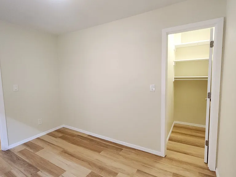 Eugene Apartments in Capital Hill — Photo 9