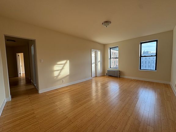 4th image of 11880 Metropolitan Ave APT 5C