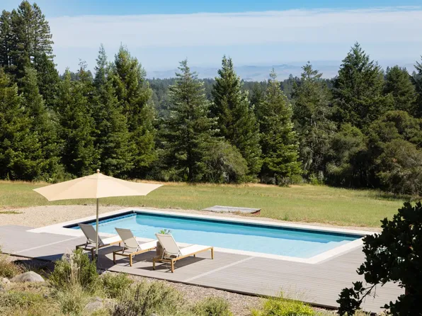3977 Docs Ranch Road, Occidental, CA 95465