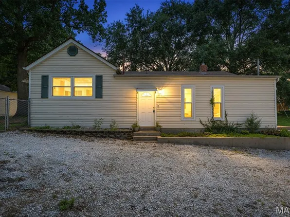 52 Linn Dr, Sainte Genevieve, MO 63670