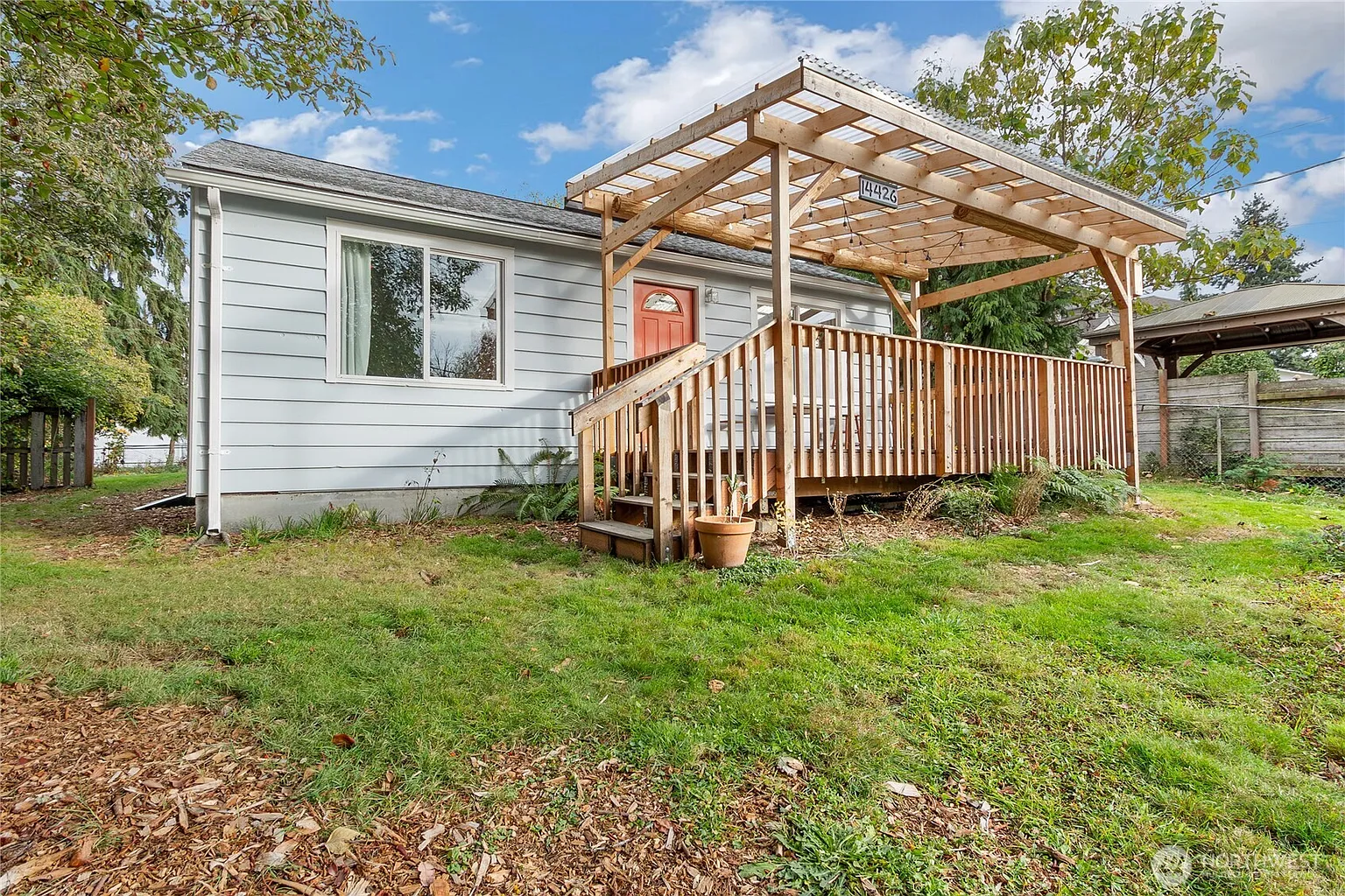 14426 12th Avenue SW photo 1