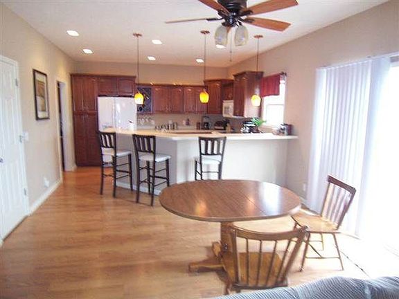 5th image of 10407 Hillcrest Dr