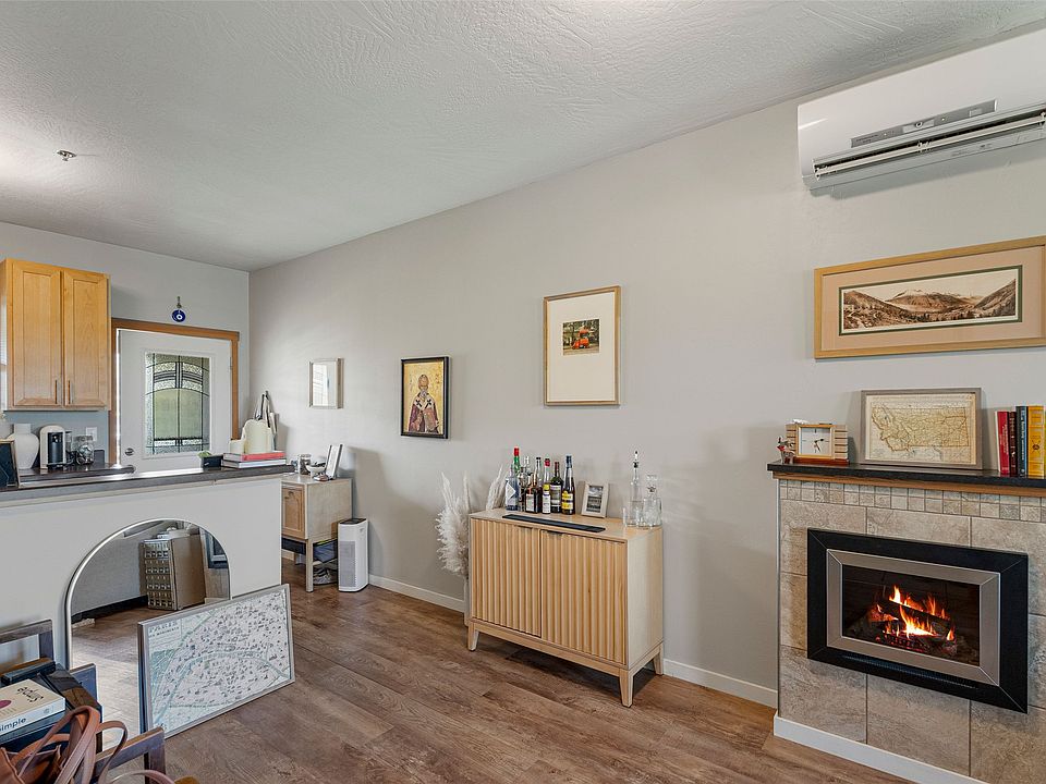 1st image of 1335 Dakota St #8