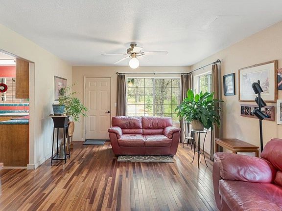 5th image of 816 Quail Ct