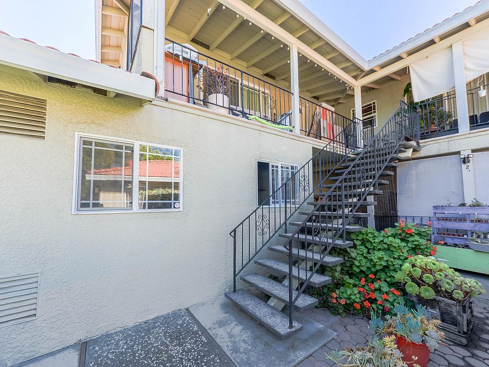 1st image of 1396 Essex Way APT 4