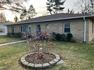 262 Roberts Rd, Orange, NJ 07050