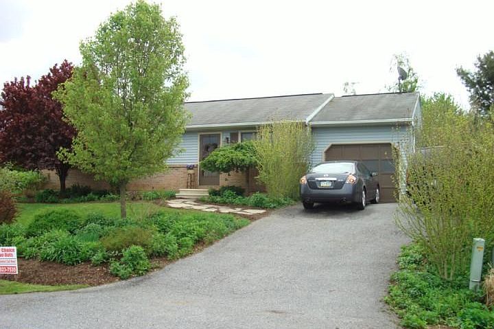 2nd image of 113 Tumbleweed Dr